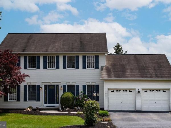 2125 CHATHAM WAY, HARRISBURG, PA 17110