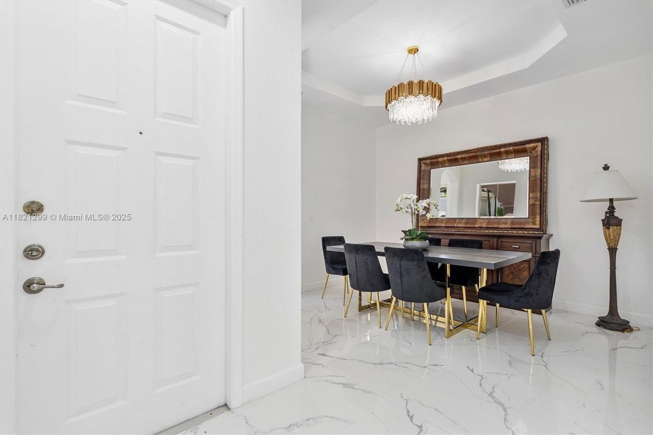 1382 Harbor Vw W, Hollywood, FL 33019 Photo