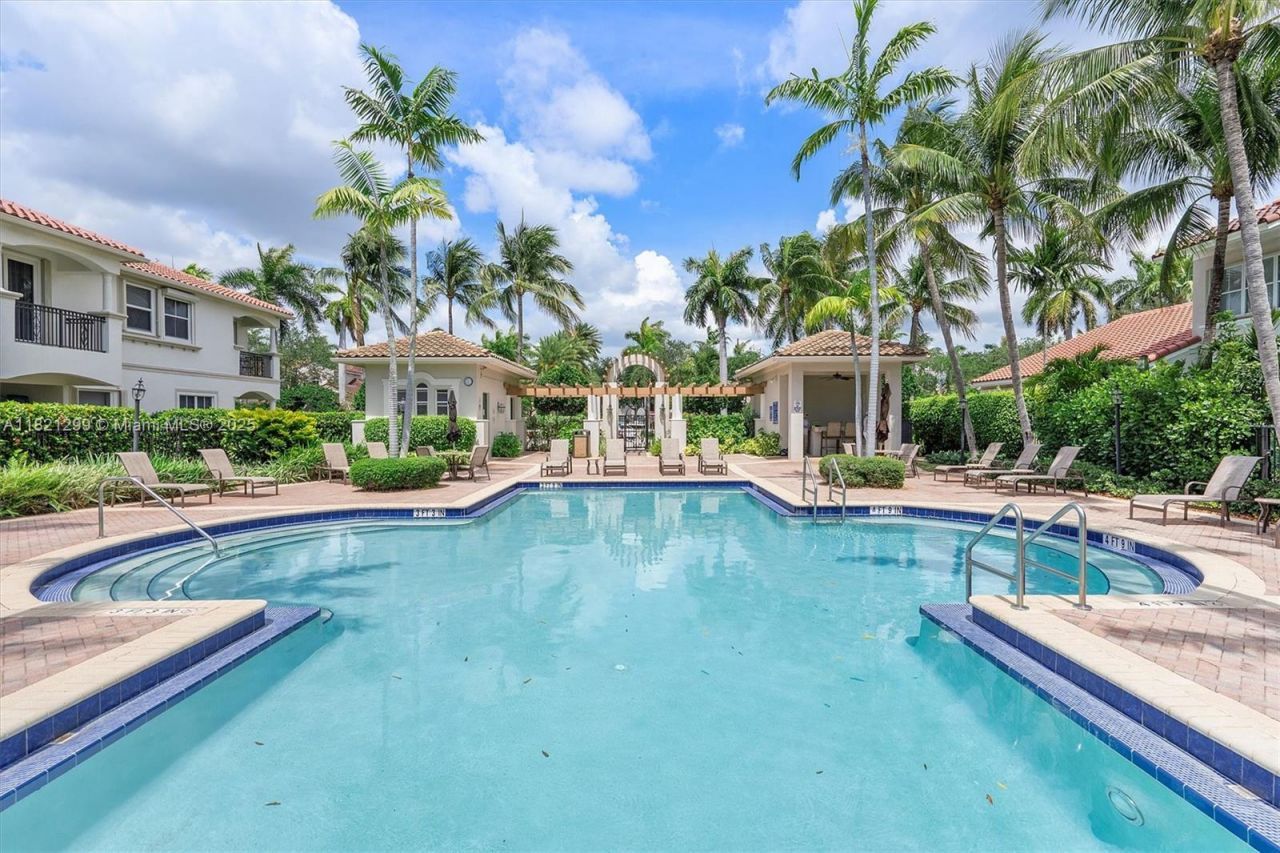 1382 Harbor Vw W, Hollywood, FL 33019 Photo