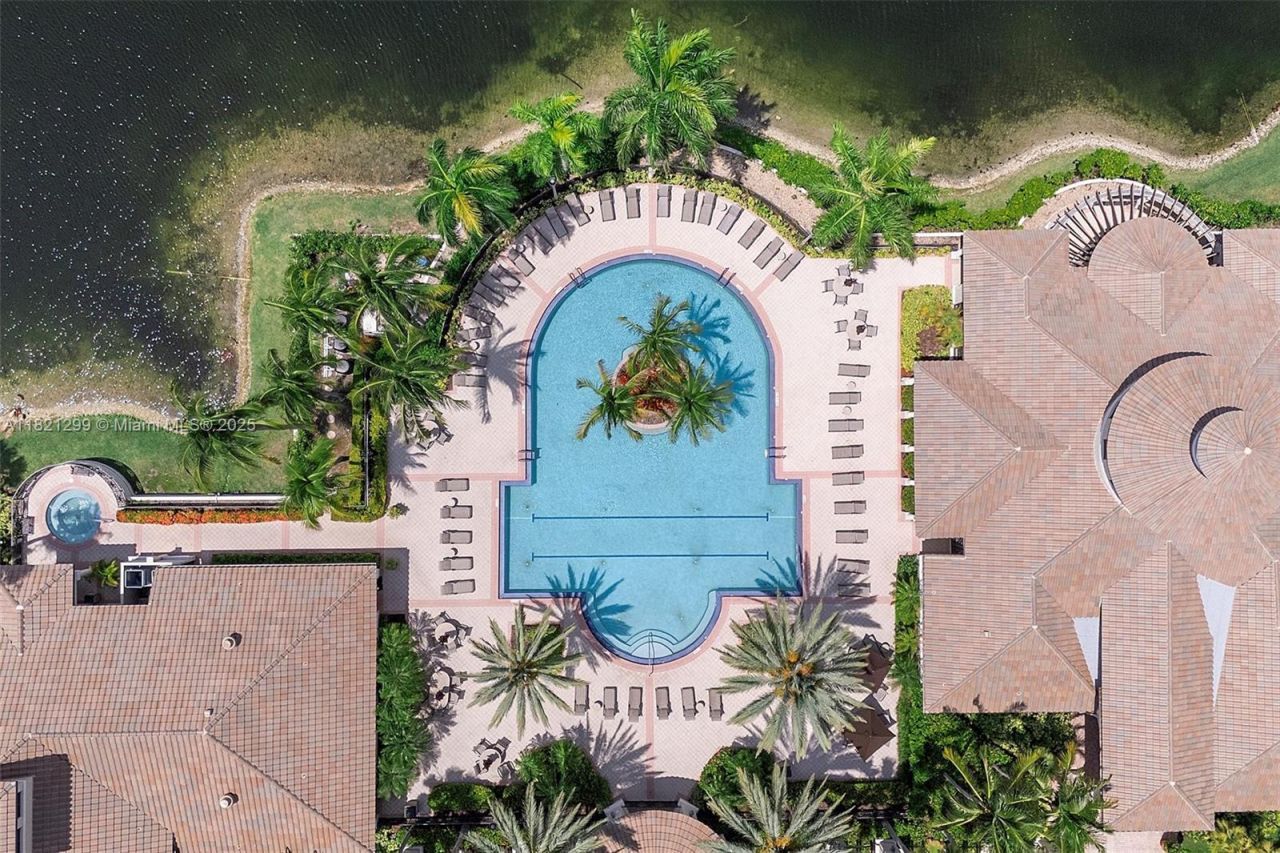 1382 Harbor Vw W, Hollywood, FL 33019 Photo