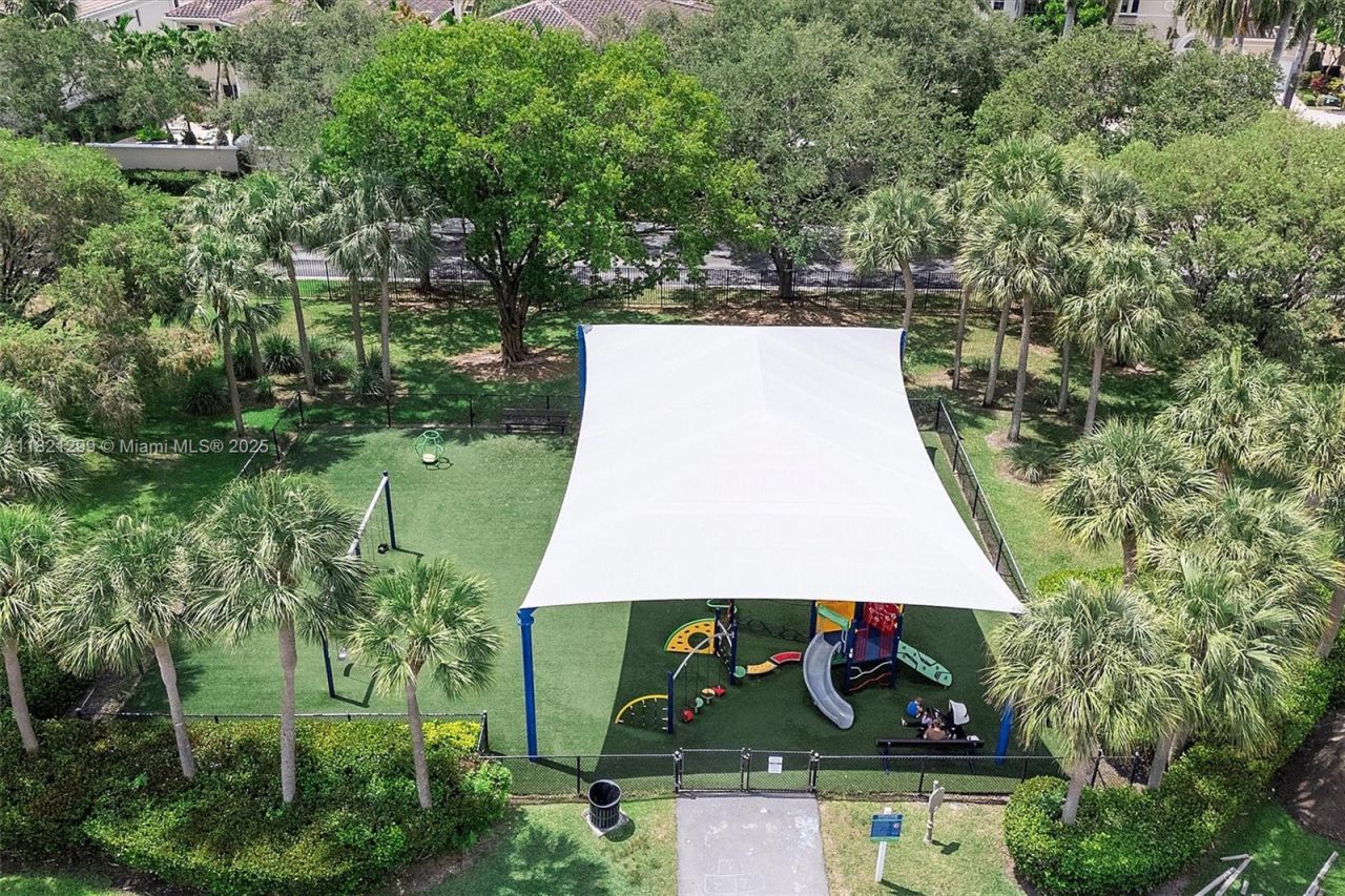 1382 Harbor Vw W, Hollywood, FL 33019 Photo