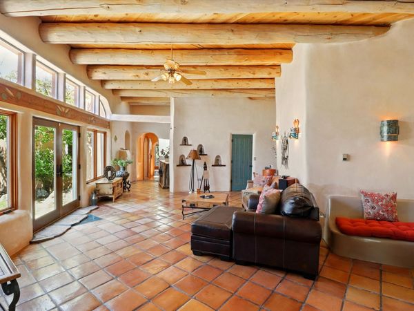 31 AB Hondo Trail, Santa Fe, NM 87508