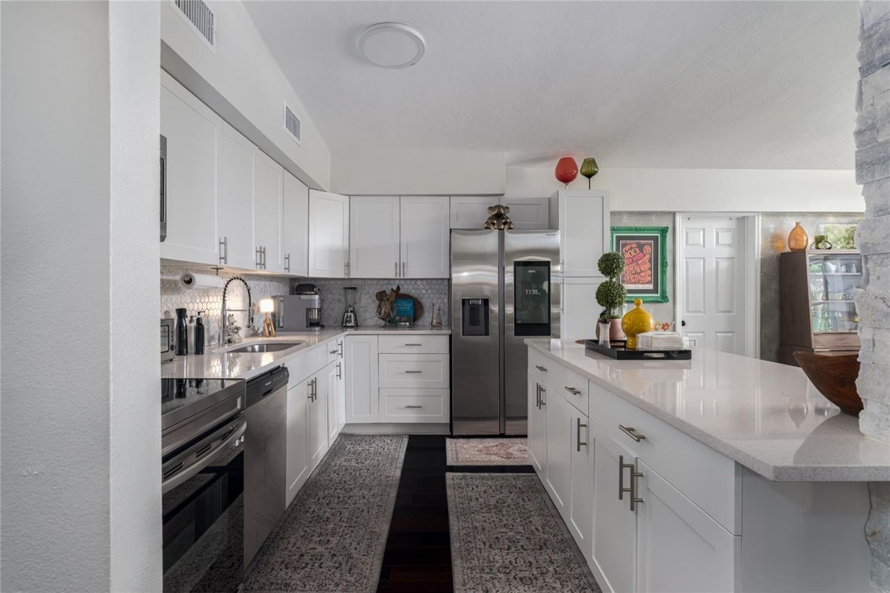 1801 Marilyn Avenue, Bradenton, FL 34207 Photo