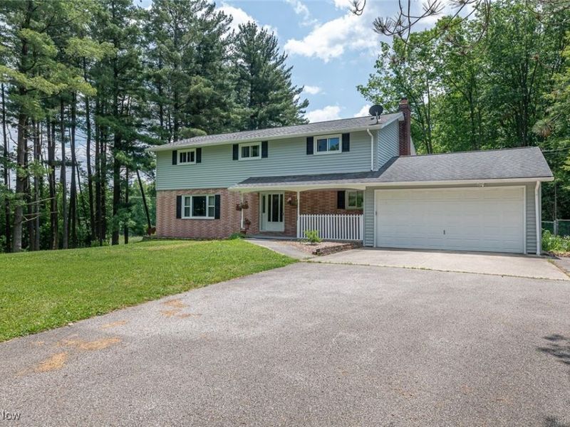 8735 Cedar Road, Chesterland, OH 44026 Photo 2