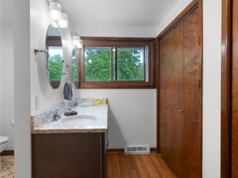 8735 Cedar Road, Chesterland, OH 44026 Photo 23