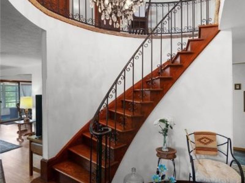 8735 Cedar Road, Chesterland, OH 44026 Photo 3