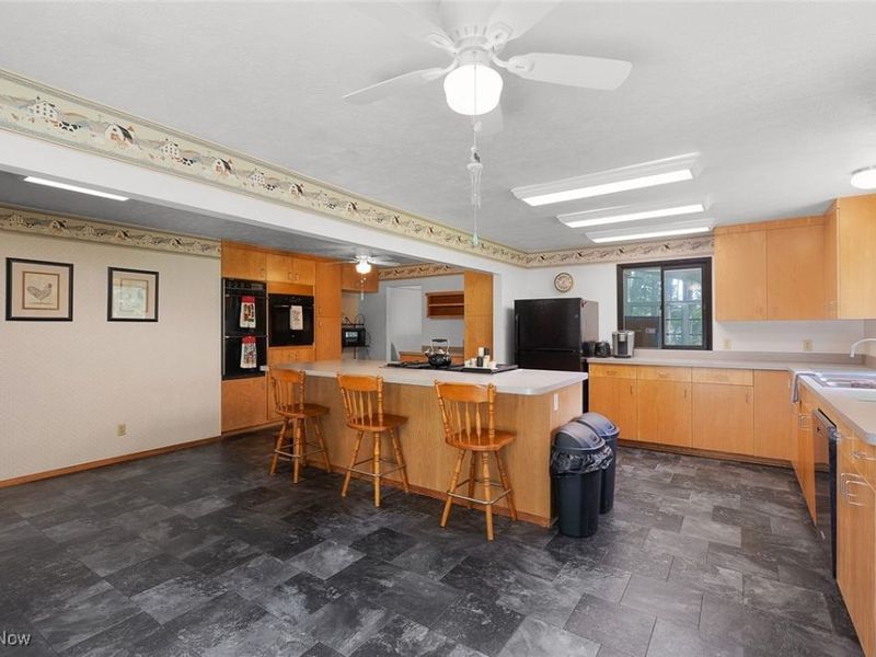 8735 Cedar Road, Chesterland, OH 44026 Photo 6