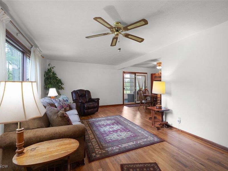 8735 Cedar Road, Chesterland, OH 44026 Photo 9