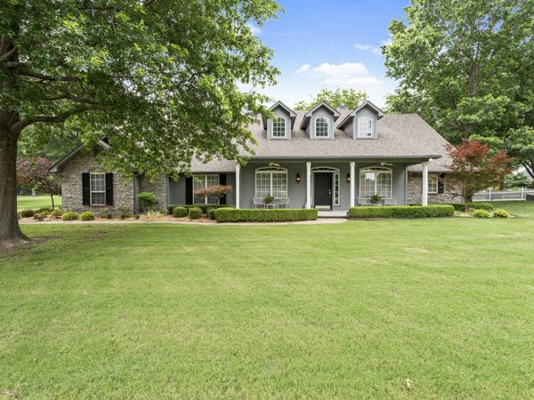 5070 Lake Breeze Road, Grove, OK 74344