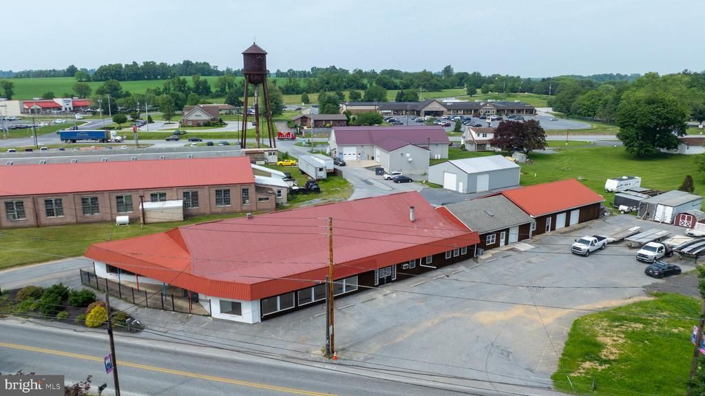 417 Newport Avenue, Christiana, PA 17509 Main Photo