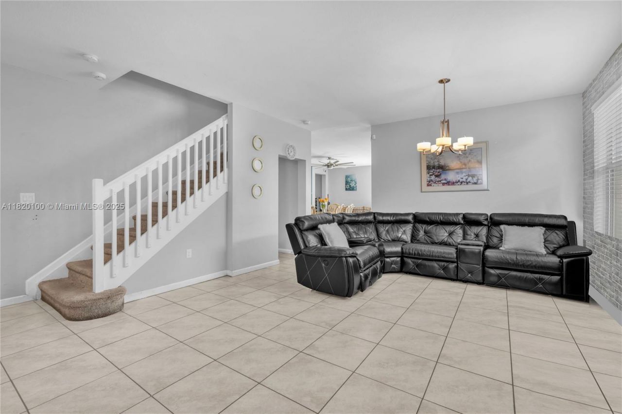 2190 SE 2nd St, Homestead, FL 33033 Photo