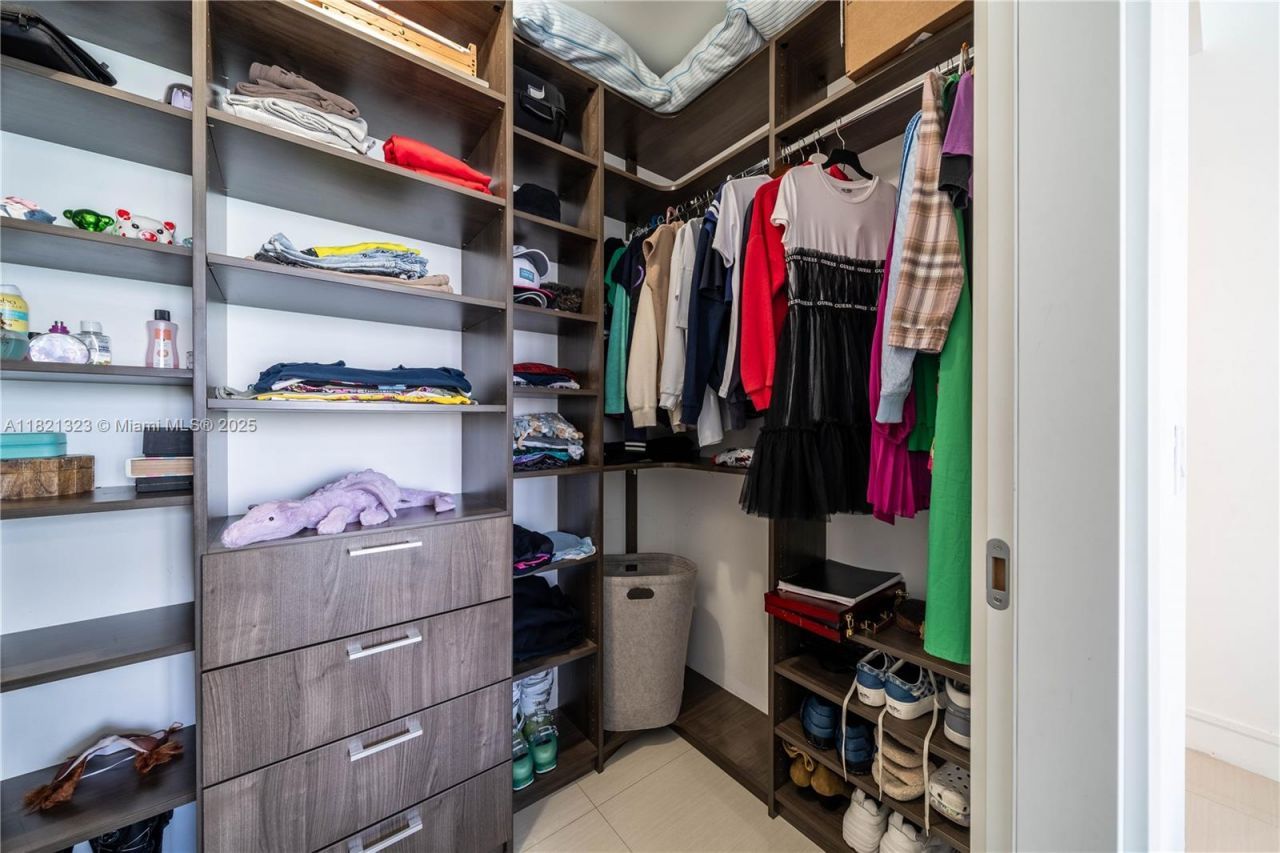 3250 NE 188th St, Unit 606, Aventura, FL 33180 Photo