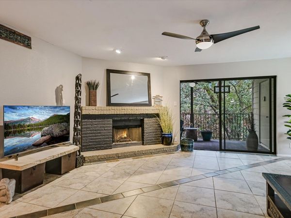 1135 Barton Hills DR, Unit 206, Austin, TX 78704