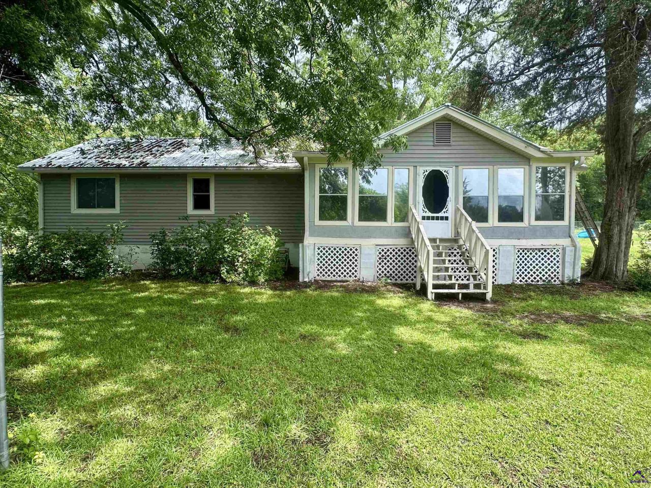 676 N 2nd Street, Danville, GA 31017 Main Photo