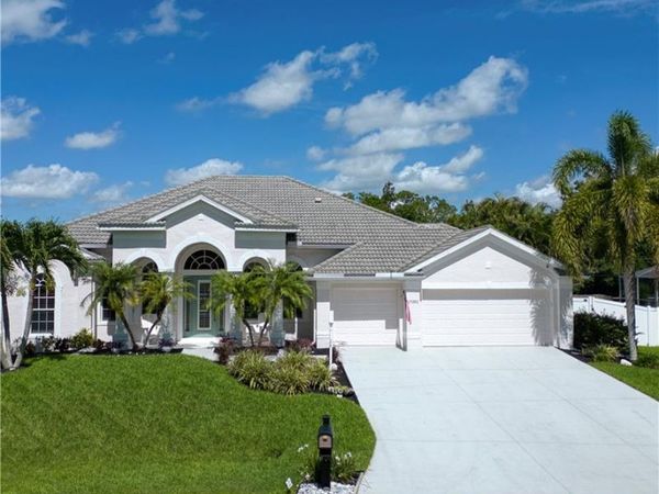 17091 Laurelin CT, NORTH FORT MYERS, FL 33917