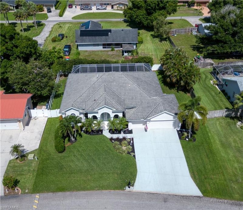 17091 Laurelin Ct, North Fort Myers, FL 33917 Photo