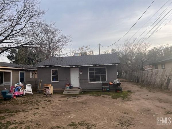 2117 Kentucky Street, Bakersfield, CA 93305