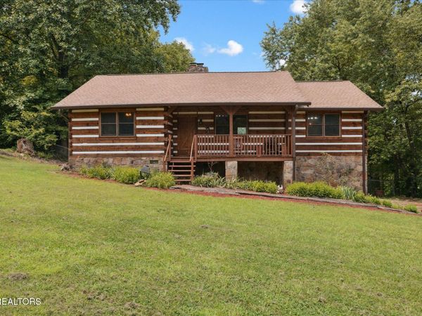 6605 Crescent Drive, Knoxville, TN 37920