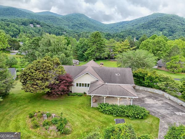 70 Fairway Lane, Sky Valley, GA 30537