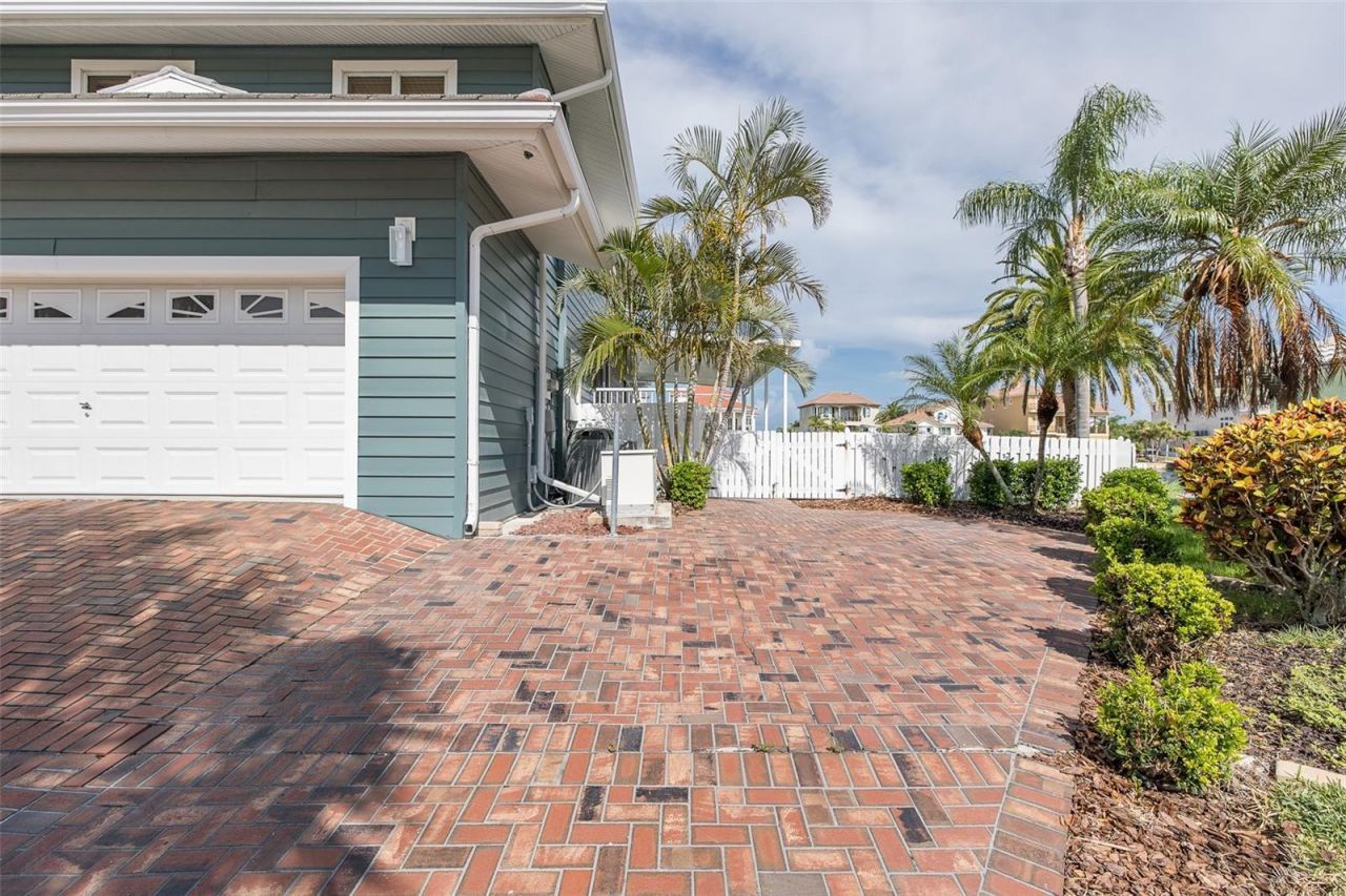 3150 Trident Terrace, New Port Richey, FL 34652 Photo