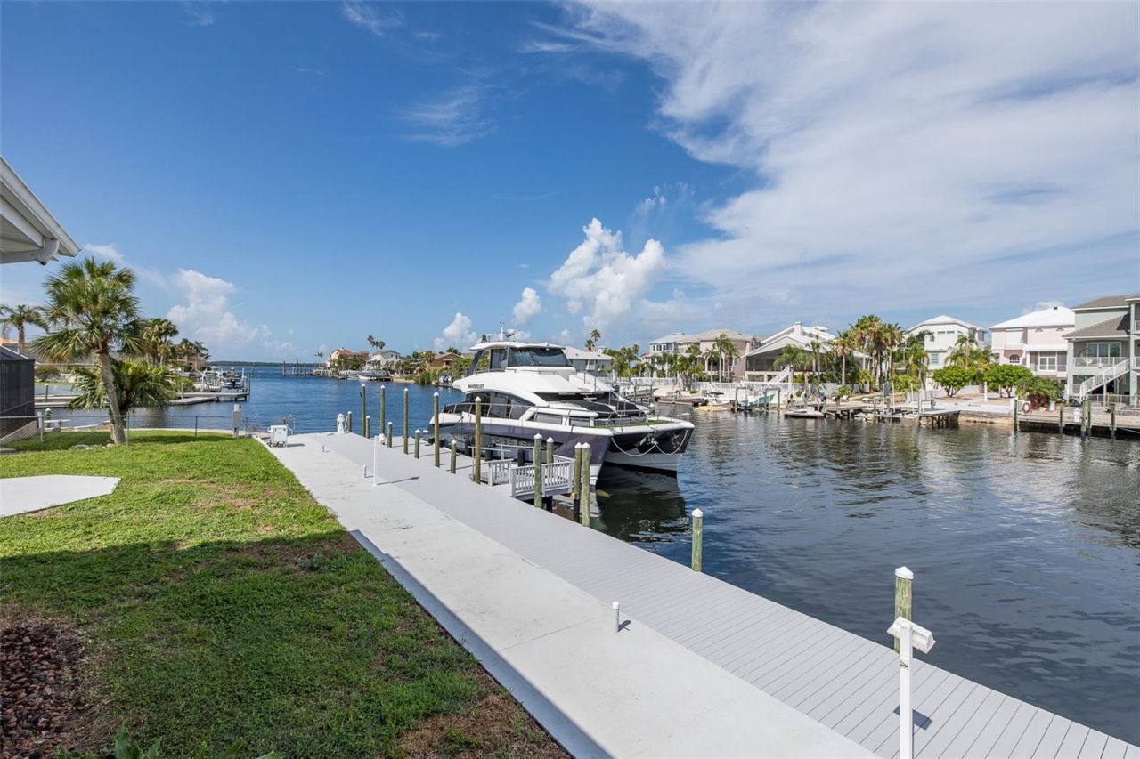 3150 Trident Terrace, New Port Richey, FL 34652 Photo