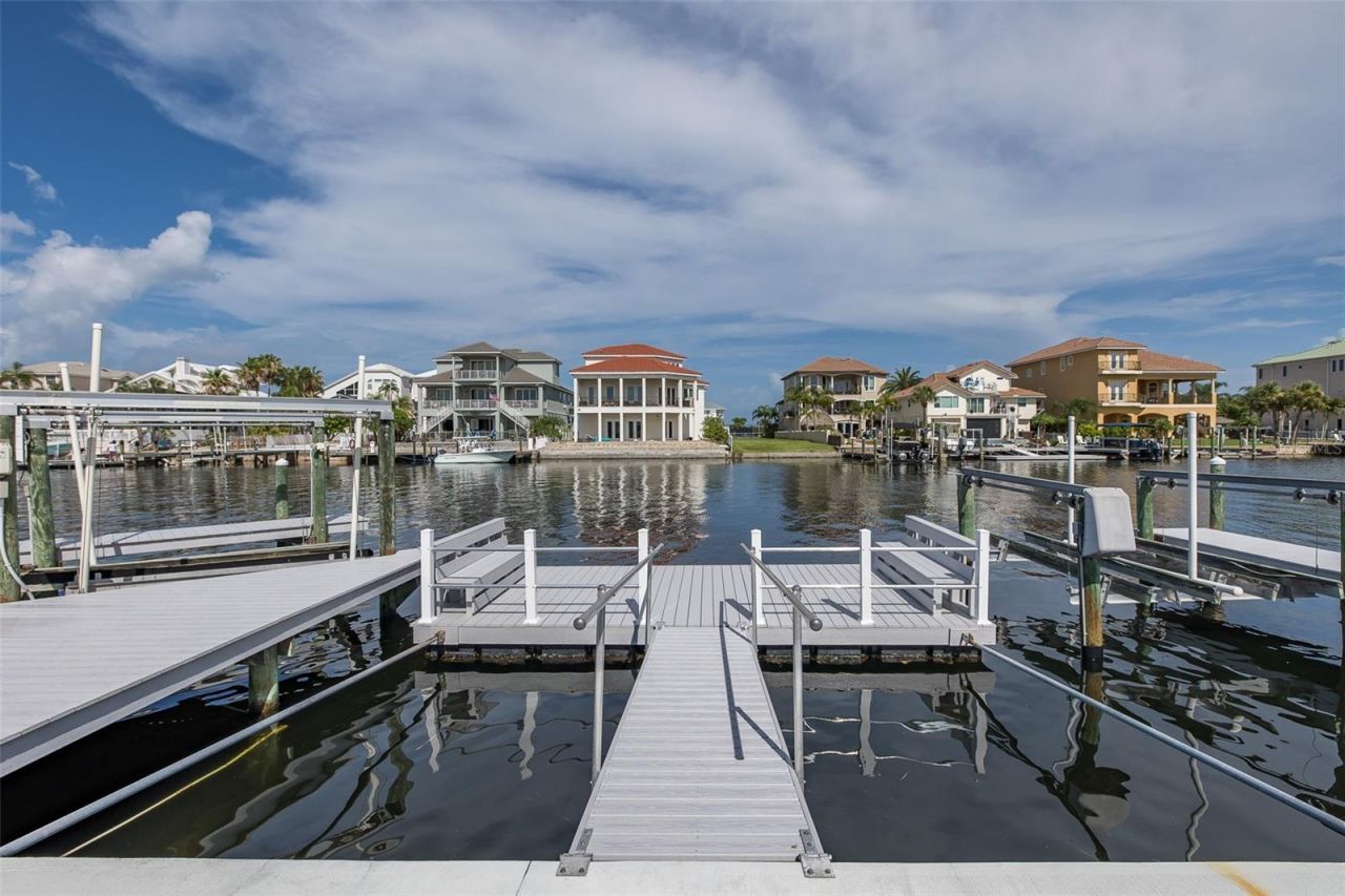 3150 Trident Terrace, New Port Richey, FL 34652 Photo