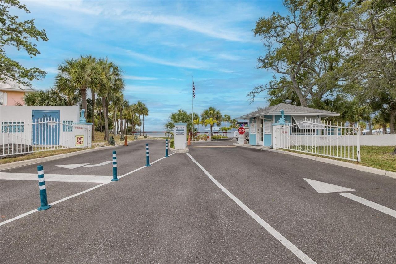 3150 Trident Terrace, New Port Richey, FL 34652 Photo