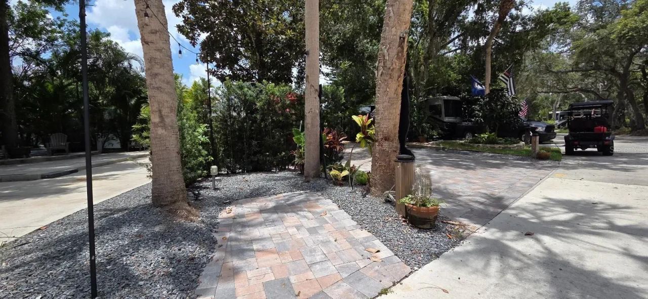 127 Stallion Lane, River Ranch, FL 33867 Photo