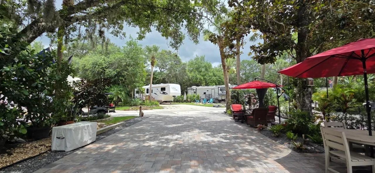 127 Stallion Lane, River Ranch, FL 33867 Photo