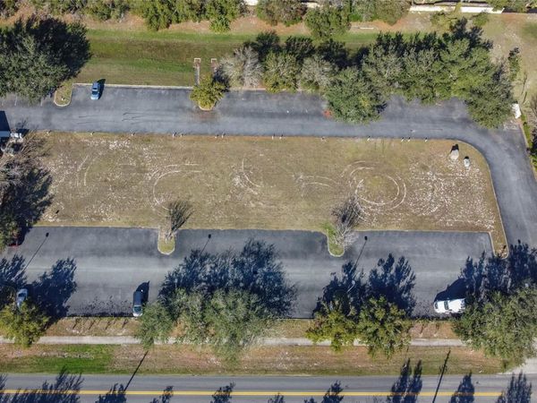 LAKE CENTER DRIVE, Unit 2, MOUNT DORA, FL 32757