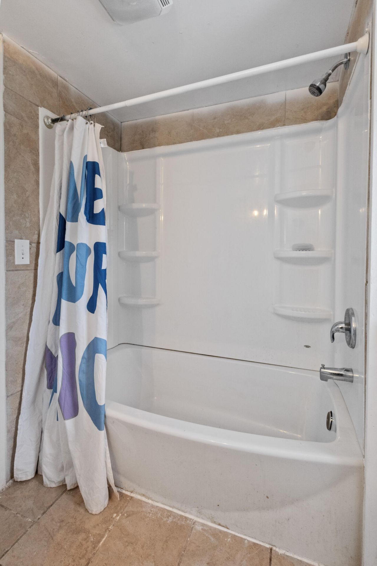 245 Lake Drive Photo 16