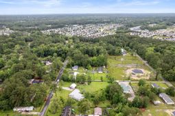 245 Lake Drive photo 4