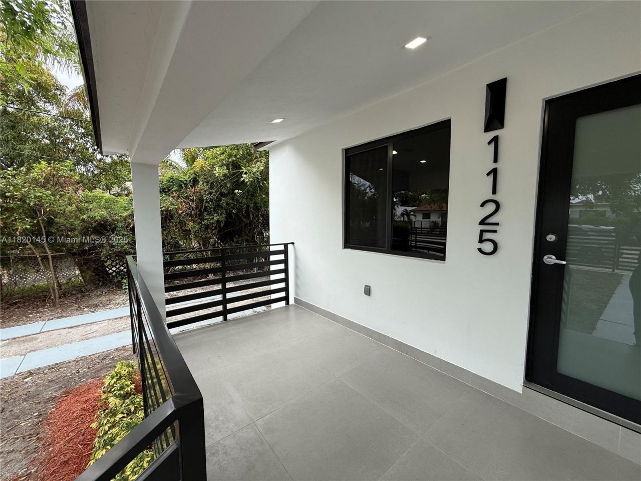 1125 NW 37th St, Miami, FL 33127 Photo