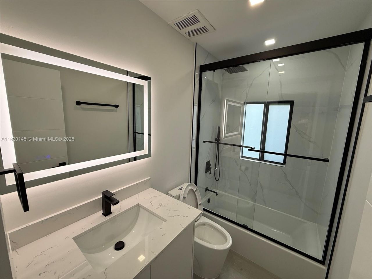 1125 NW 37th St, Miami, FL 33127 Photo