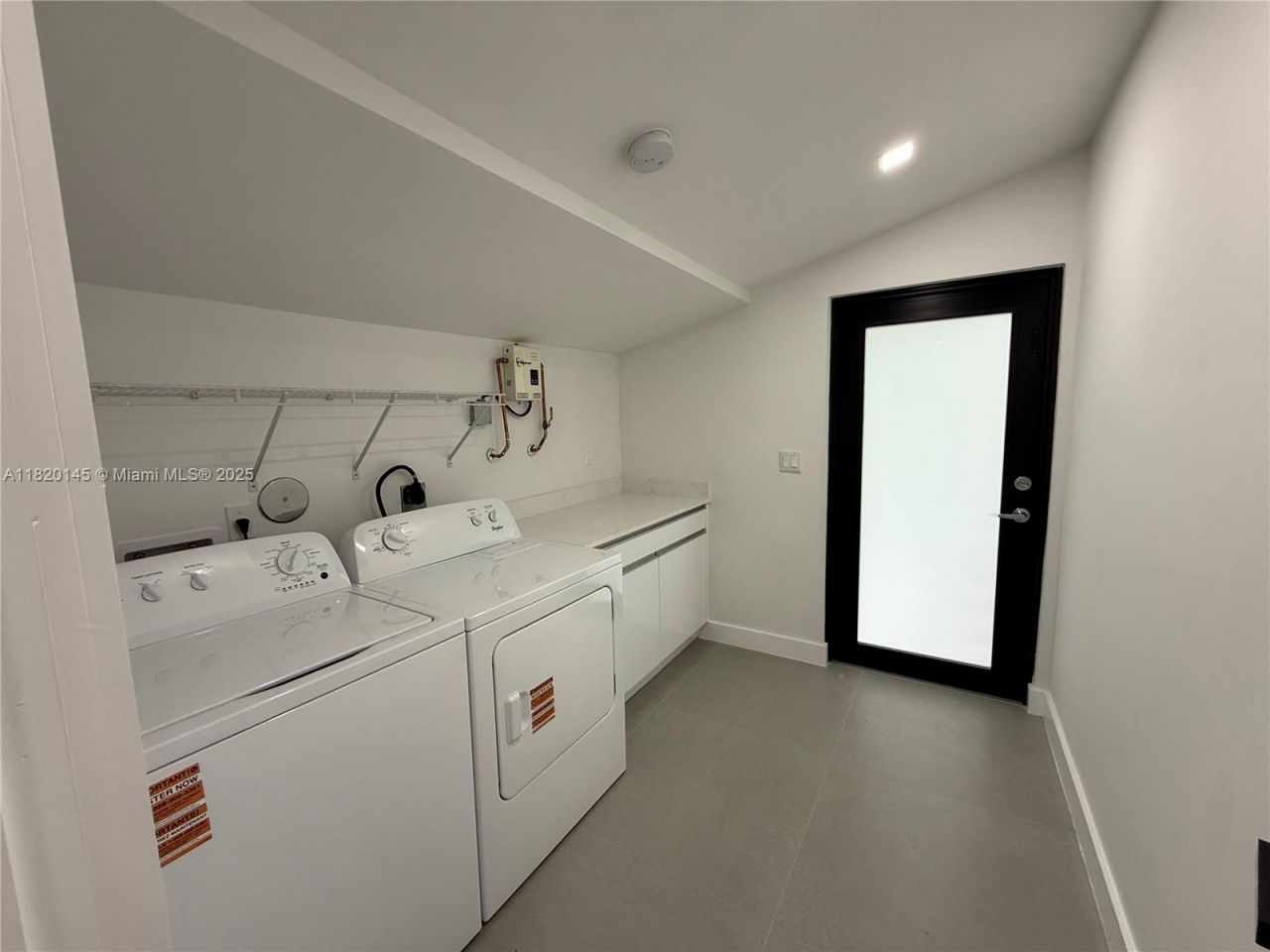 1125 NW 37th St, Miami, FL 33127 Photo