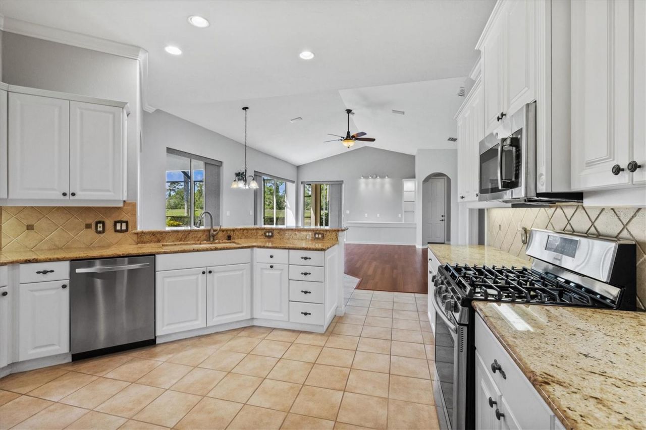 8930 Bloomfield Blvd, Sarasota, FL 34238 Photo