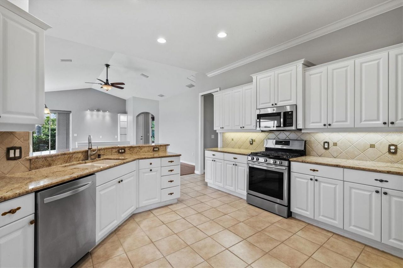 8930 Bloomfield Blvd, Sarasota, FL 34238 Photo