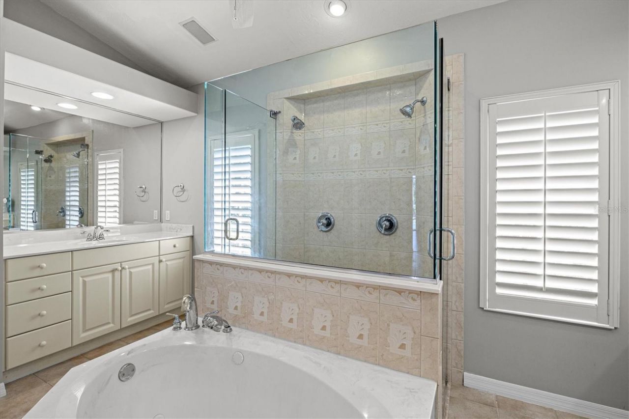 8930 Bloomfield Blvd, Sarasota, FL 34238 Photo