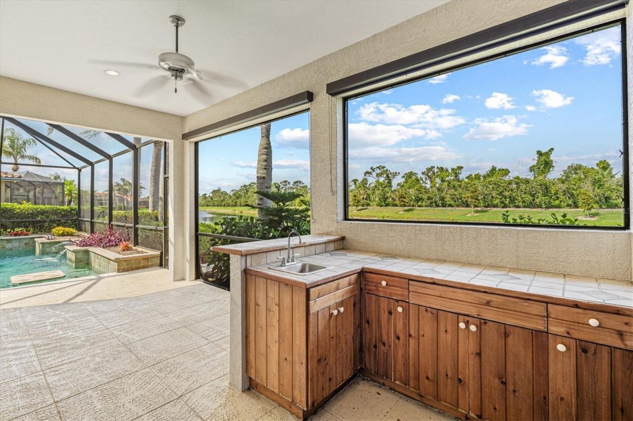 8930 Bloomfield Blvd, Sarasota, FL 34238 Photo