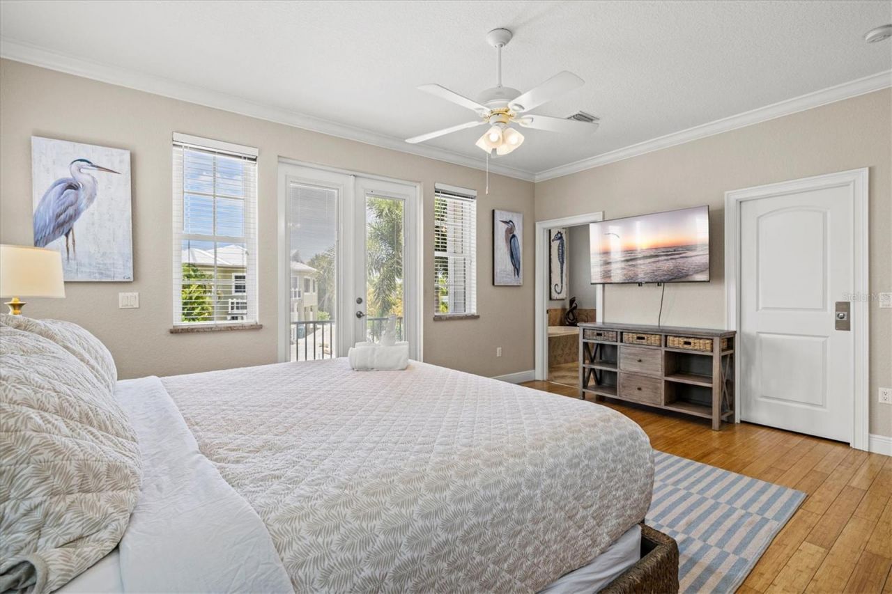 145 50th St, Holmes Beach, FL 34217 Photo