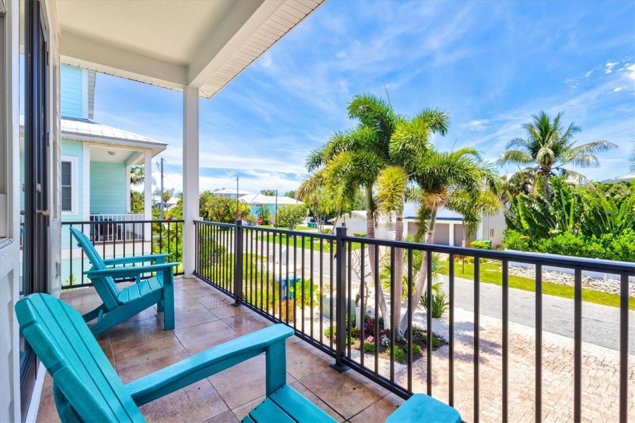 145 50th St, Holmes Beach, FL 34217 Photo