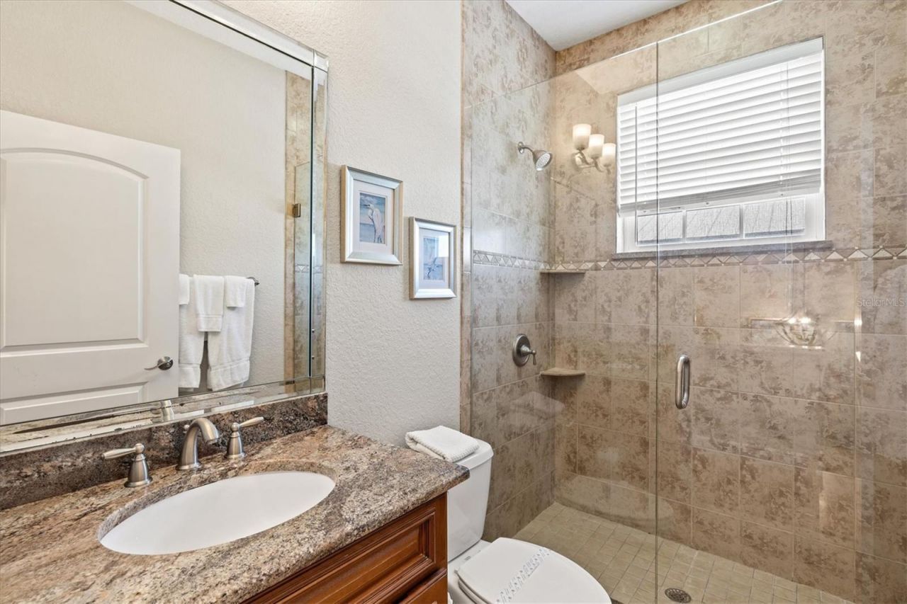 145 50th St, Holmes Beach, FL 34217 Photo