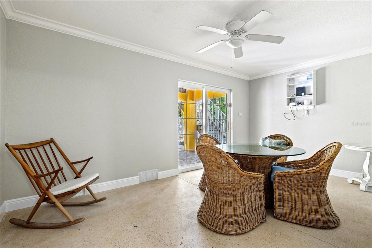 145 50th St, Holmes Beach, FL 34217 Photo