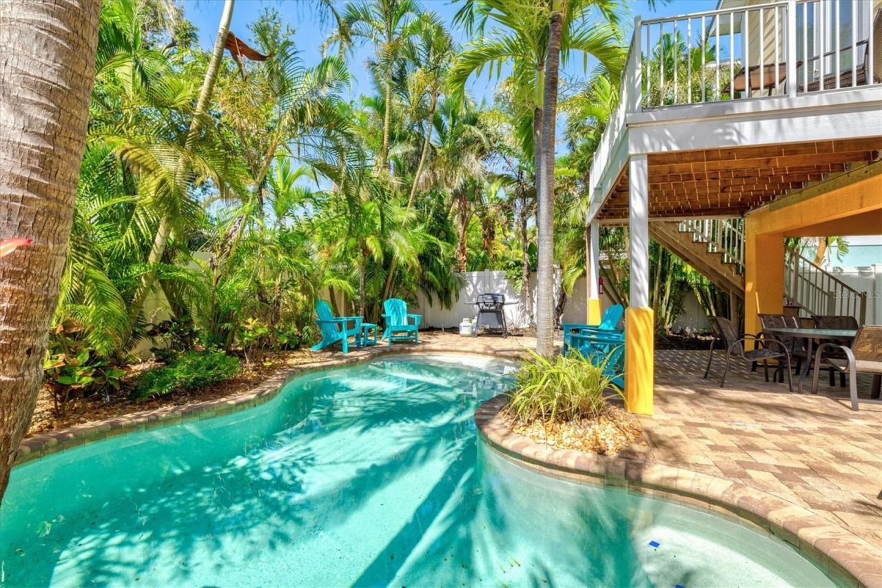 145 50th St, Holmes Beach, FL 34217 Photo