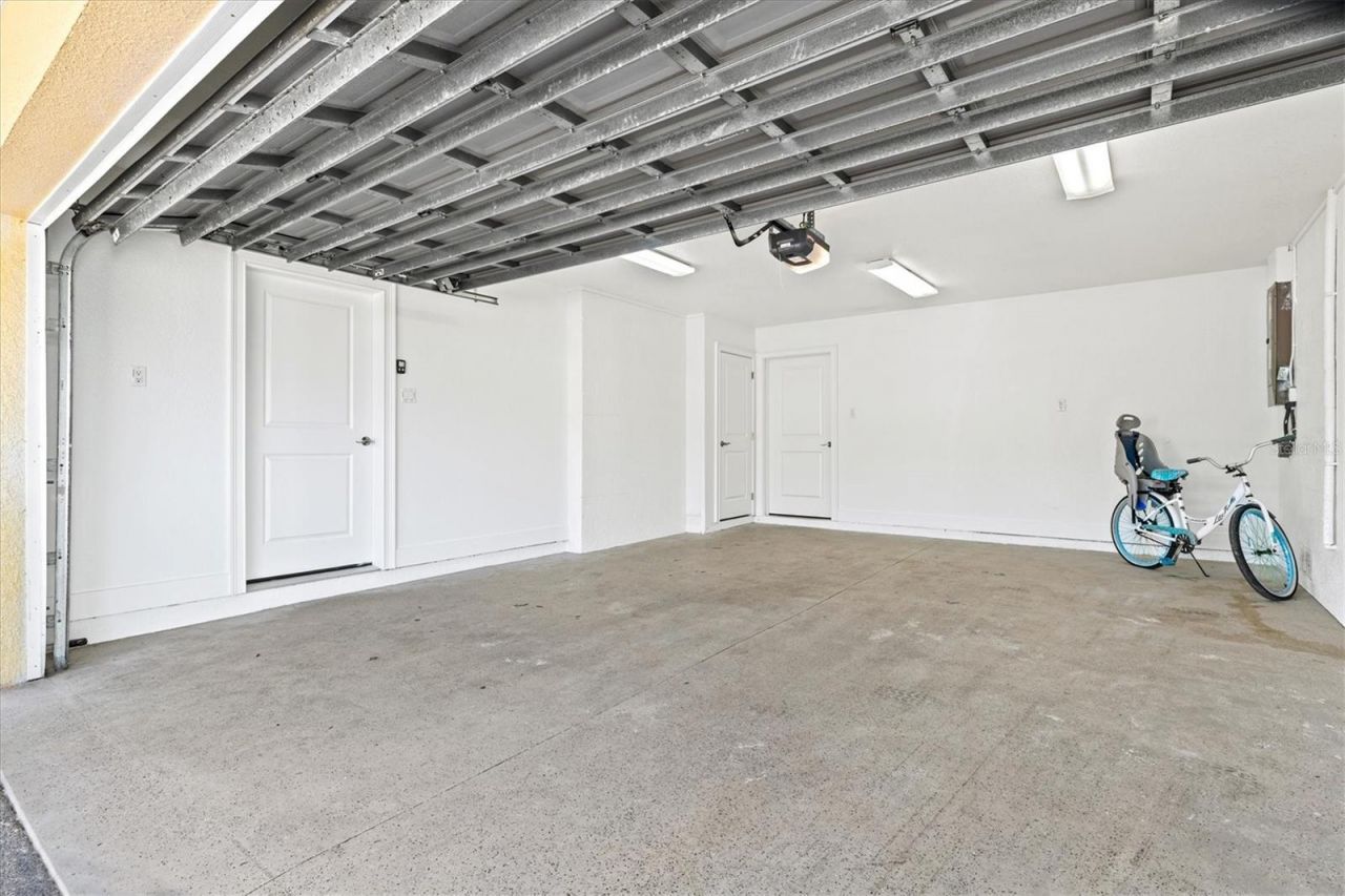 145 50th St, Holmes Beach, FL 34217 Photo