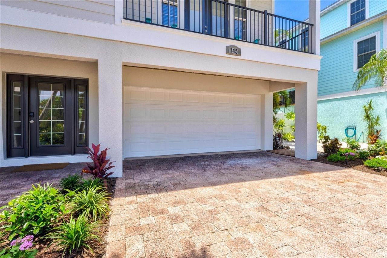145 50th St, Holmes Beach, FL 34217 Photo