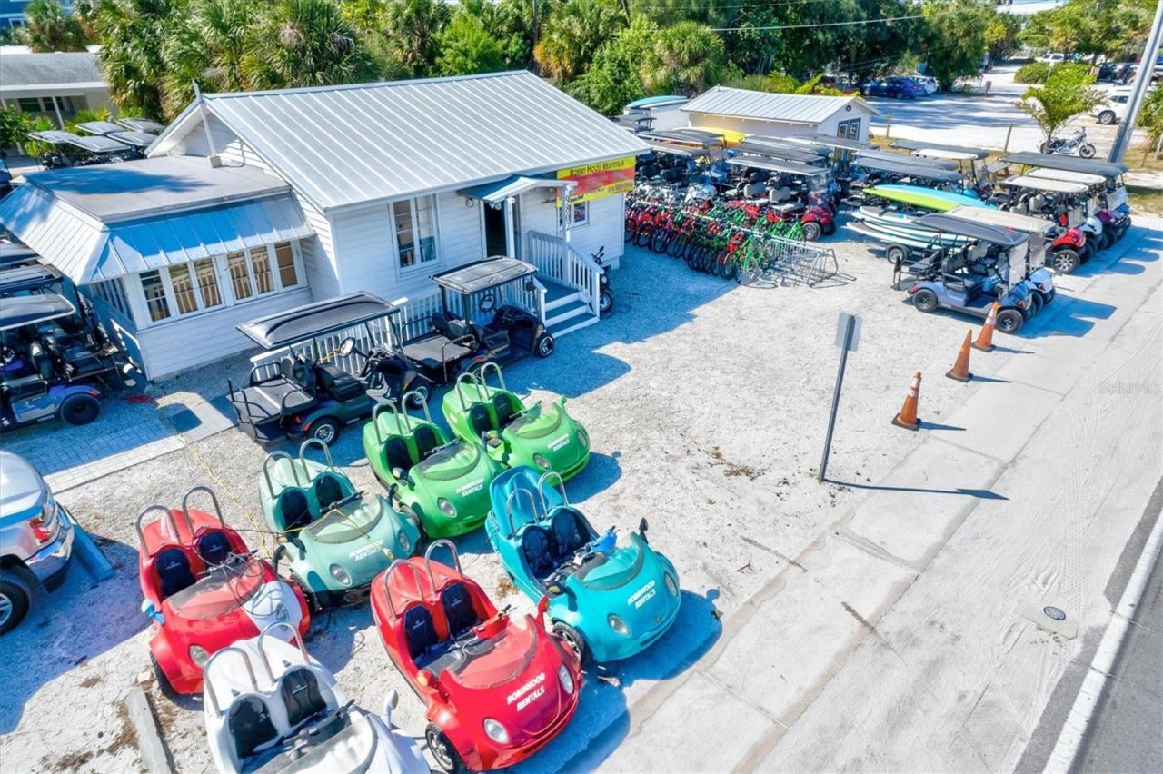 145 50th St, Holmes Beach, FL 34217 Photo