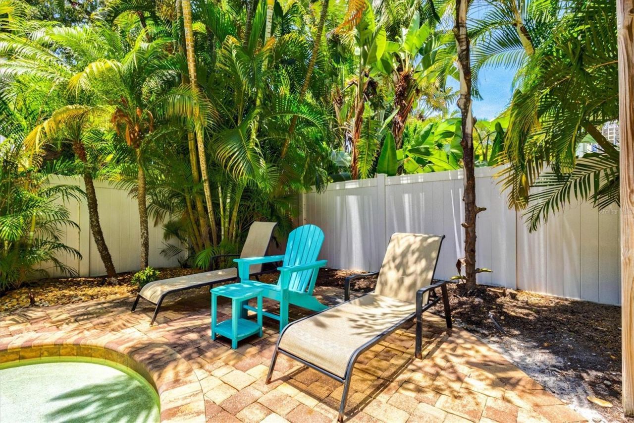 145 50th St, Holmes Beach, FL 34217 Photo