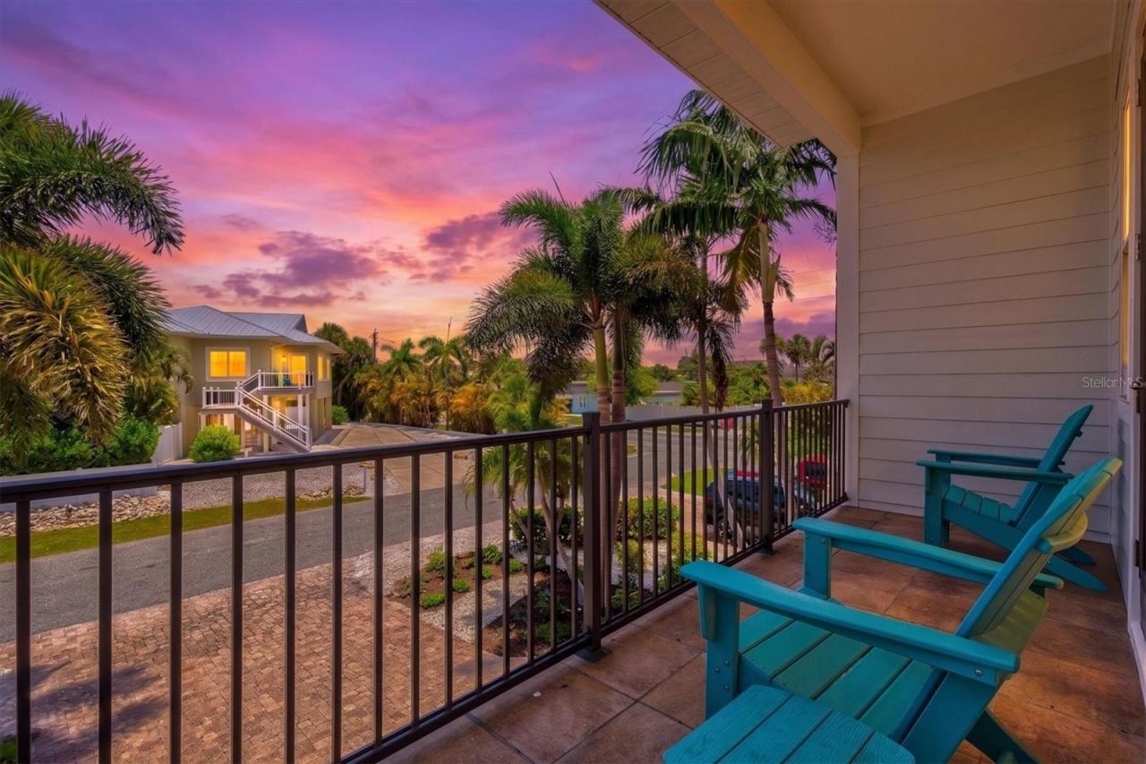 145 50th St, Holmes Beach, FL 34217 Photo