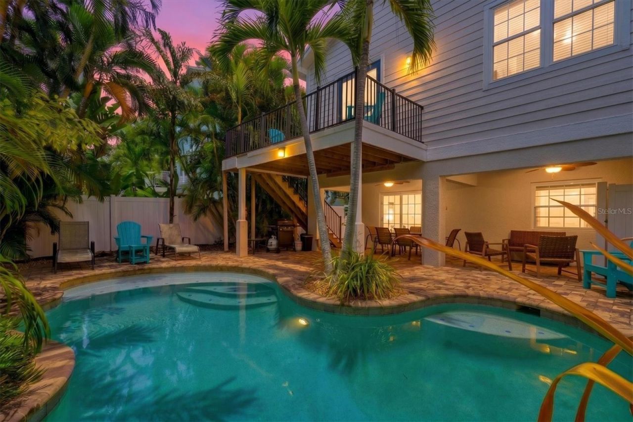 145 50th St, Holmes Beach, FL 34217 Photo